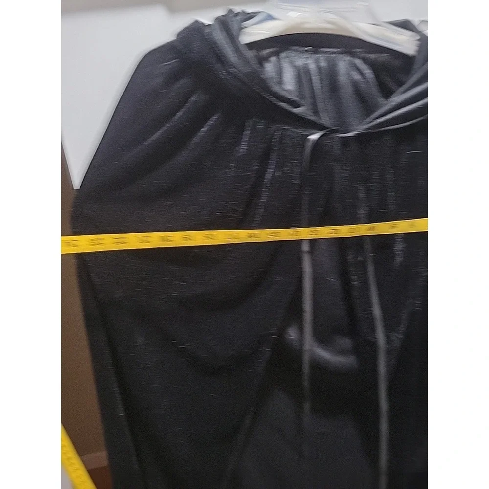 The Unbranded Brand alien cape